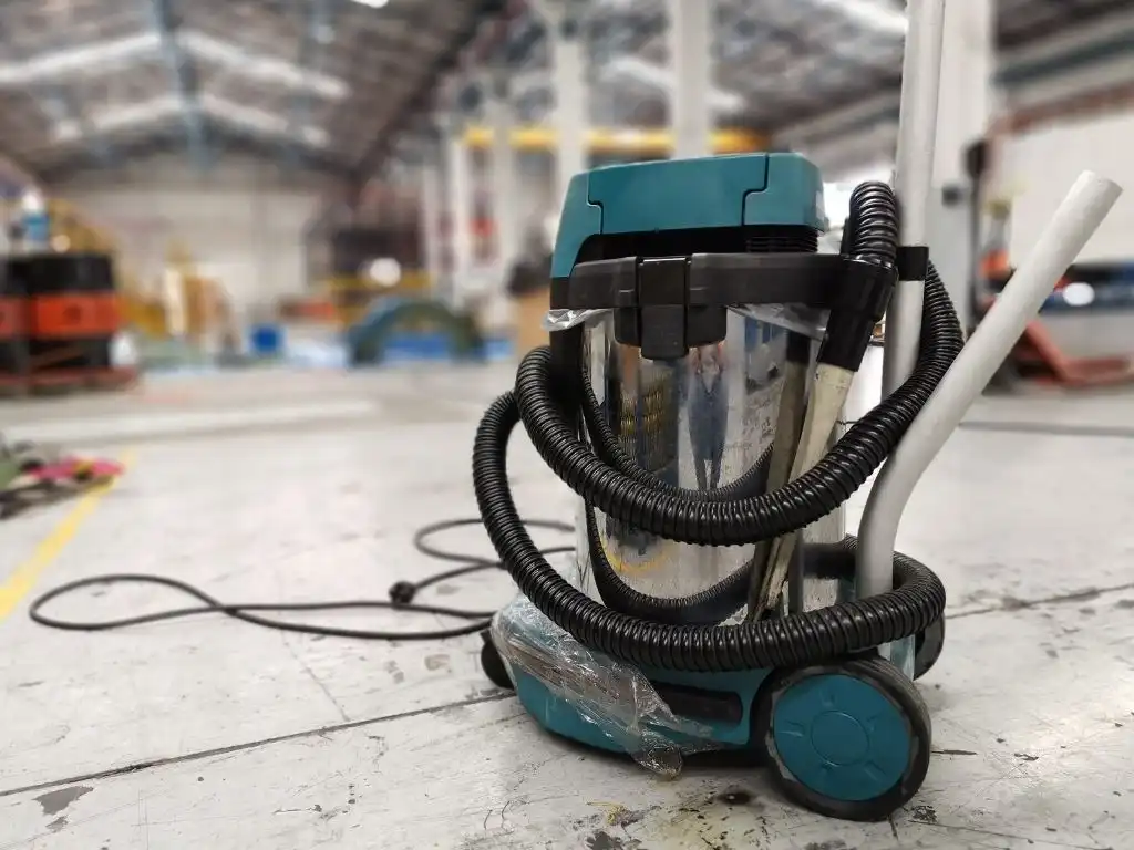 vacuum for dust extraction